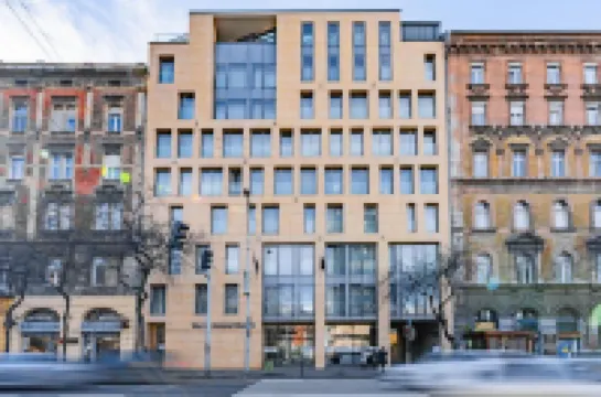 Akeah Verdi Budapest Hotel di 