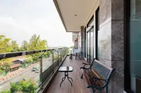 Sans Hotel Rajawali Surabaya by RedDoorz Các khách sạn ở Pabean Cantikan