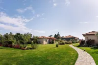 อีลีท คอทเทจ - เฉพาะผู้ใหญ่