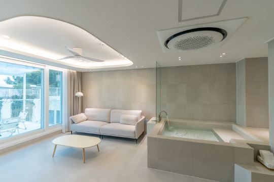 거제 펜션어나더데이 전경 이미지