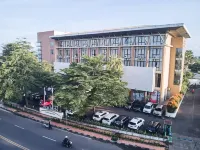 Horison Ultima Ratu Serang Hotels in Cipocok Jaya