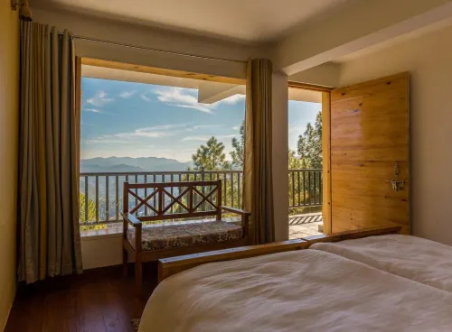 Kasar Rainbow Yoga Retreat Hotels in Bageshwar