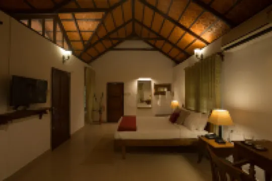 Palmgrove Lake Resort