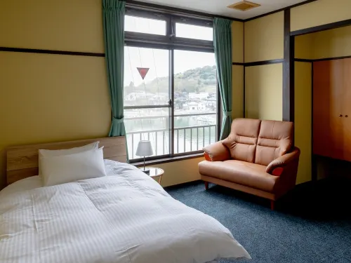 Ichifukuso Hotels in Tara