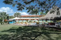 Embassy Suites Los Marlins And Golf Resort