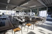 The Trailerhouse Village Yobuko Seaside Hotels in Genkai