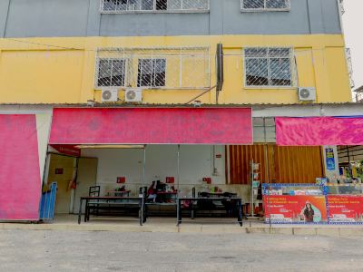 Hotel O Backpaker Seraya