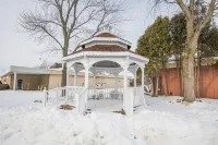 OYO Hotel Chesaning Route 52 & Hwy 57 Hotels in Chesaning Township