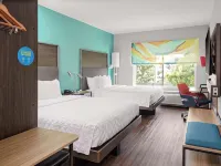 Tru by Hilton Cleveland Midtown Hotel berhampiran Dataran Awam