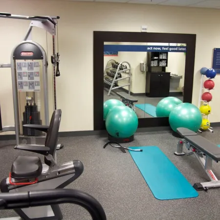 Hampton Inn & Suites Watertown