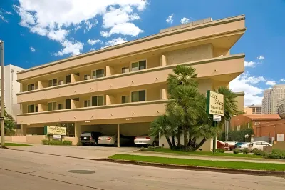 Royal Palace Westwood Hotel Отели в г. Вествуд