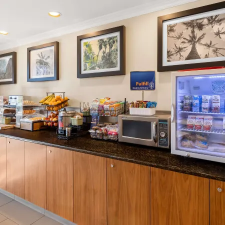 Best Western Date Tree Hotel