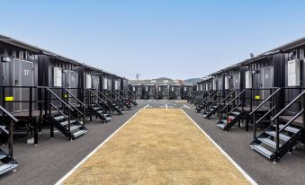 4. HOTEL R9..