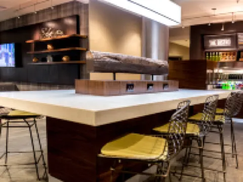 Courtyard Somerset Hotels in Somerset