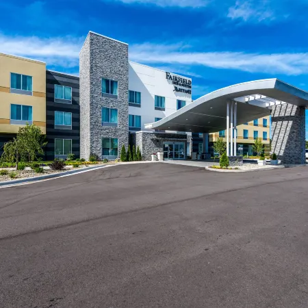 Fairfield Inn & Suites St. Joseph Stevensville