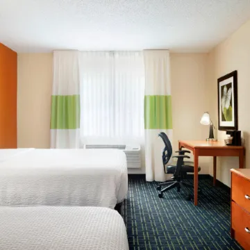 Fairfield Inn & Suites Champaign Отели в г. Шампейн