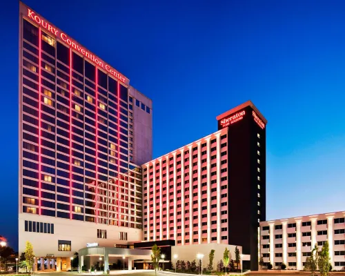 Sheraton Greensboro at Four Seasons Hotels in Greensboro