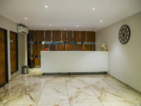 Hotel Avalon Hotéis em Surat