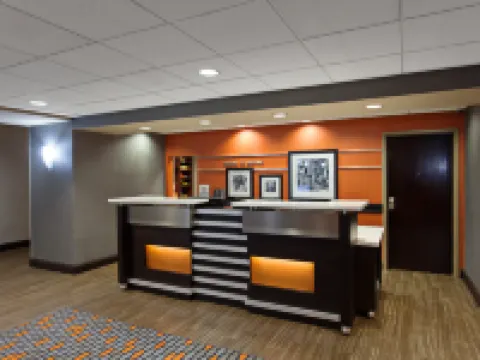 Hampton Inn & Suites Merced Hotels in Merced