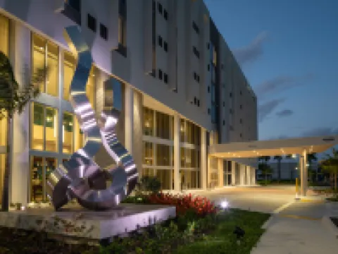 ダブル ツリー バイ ヒルトン マイアミ - ドラル、フロリダ ドラールのホテル