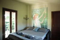 Villa Lucini 1886 "La Dolcevita," Cottage 1. Near Lake Como & Milan. Hotels in Olgiate Molgora