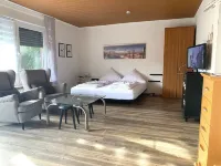 Feel-EC Ap. in the anchor house directly on the Siel - barrier-free Hotels in Greetsiel