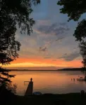 Newly Remodeled 4 bedroom Cottage with Stunning views of Beautiful Lake Metonga