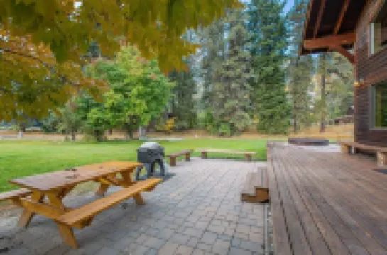 Icicle Creek Lodge 2 Minutes to Downtown Leavenworth3 bedrooms 3 baths