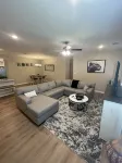 NEW HOME MINUTES AWAY FROM DOWNTOWN BR, LSU, & SOUTHERN UNIVERSITY - WiFi