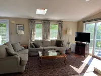 3 Bedroom home w/ lake and mountain views near skiing, and cultural attractions! Hotels in Pittsfield