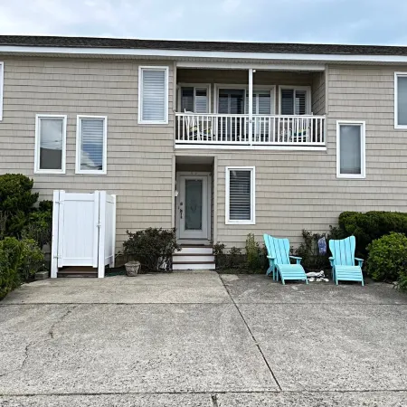 Brigantine Dream Home Just Steps to the Beach! Отели в г. Бригантин