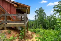 Romantic retreat with spectacular mountain view.