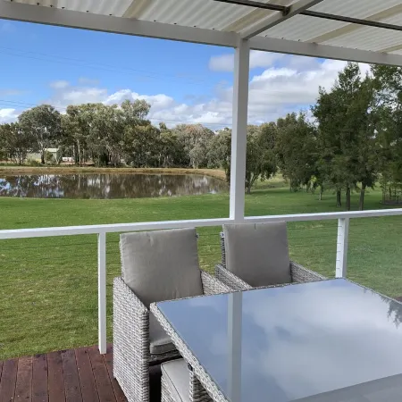 YARRAWONGA PARK COTTAGE<br>Cozy 2 bedroom cottage on small acreage
