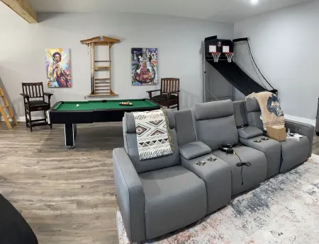 Kickback Cabin at Kentucky Lake