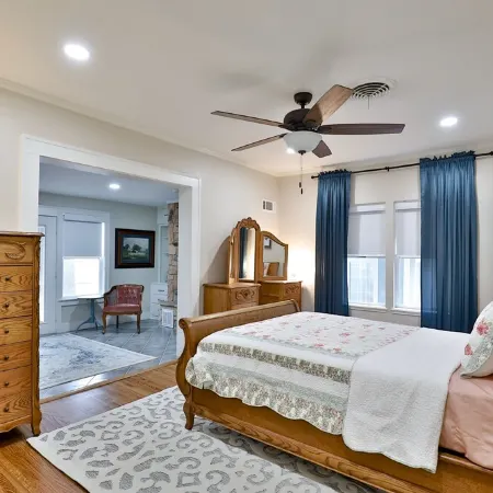 Amazing outdoor deck & kitchen, large home, central to all of Abilene!