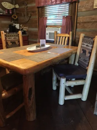 Cabin at Woods Creek Lake in East Bernstadt, Ky Beautiful Wooded Views