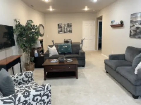 Spacious home apartment in park like setting