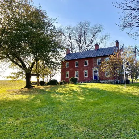 Private 18th Century Farmhouse in Virginia Wine Country with Hot Tub