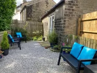 Weaver’s Den, a cosy countryside retreat