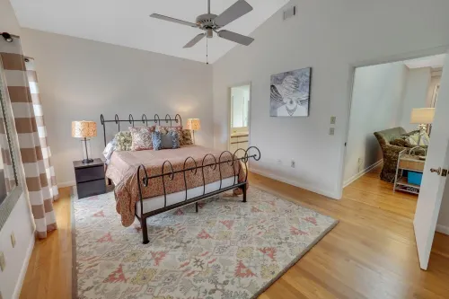 Resort Home w/Lanai - 1 mile from Shark Tooth Beach!
