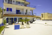 Typical House 200 Meters from the Sea wi fi Car Rental