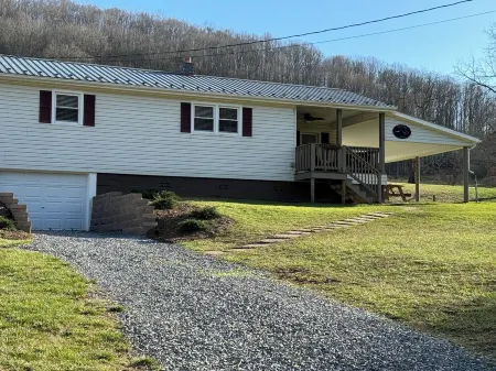 The Cottage at Lick Creek