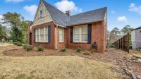 102 year old historic home in quiet park district comfy and quiet