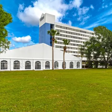 Hilton Ocala Hotels near Walmart Supercenter