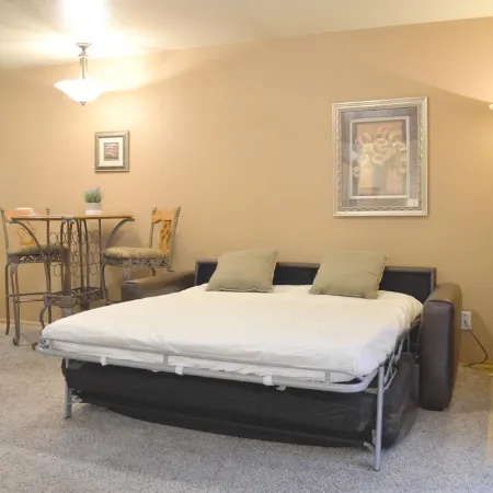 Deluxe, Spacious Studio Condo in the Heart of Prospector Square, w/ Full Kitchen