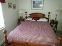 Location-Location-Near Ctr N.Conway-Mountain Views, Spacious,Hiking Trails, Pool