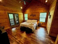 Summer Vaca Deals-Book Today; 8 Min to Downtown - Hot Tub, Game Rm, Firepit