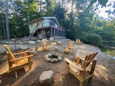 White Mountains Waterfront Chalet w/ Private Beach