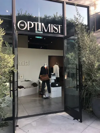 Artfully Curated Loft-Like Studio Отели рядом с достопримечательностью «Yo San University of Traditional Chinese Medicine»