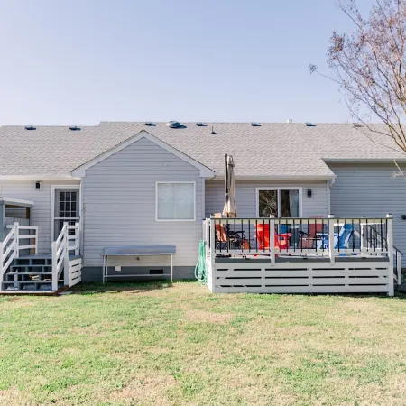 Newly Renovated, 4Bd 2 BA, 1 Full Acre, Sleeps 8, and is Pet Friendly.